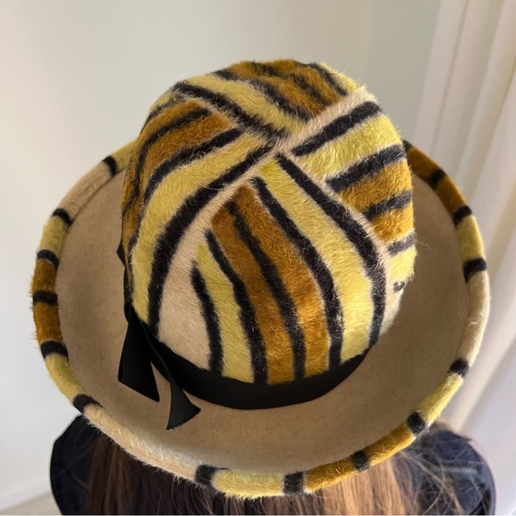 Yves Saint Laurent Vintage YSL Saks Fifth Avenue Boho Mod Striped Wool Hat RARE - Picture 3 of 16